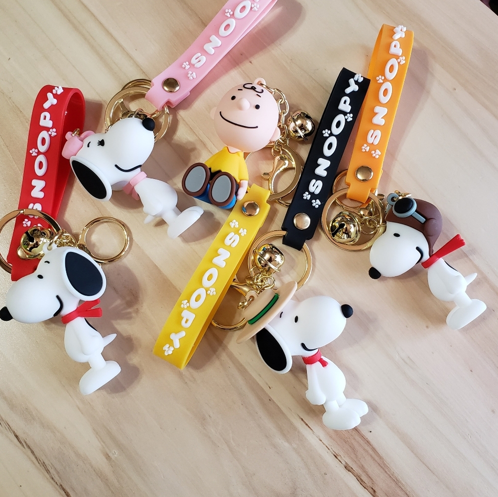 Snoopy Big 3D Fashion Keychains 5 Different Styles To Choose From